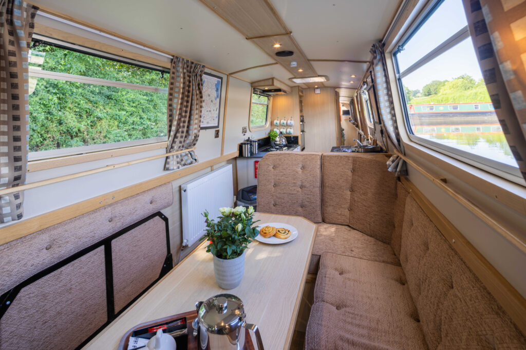 saloon picture of sandpartridge canal boat