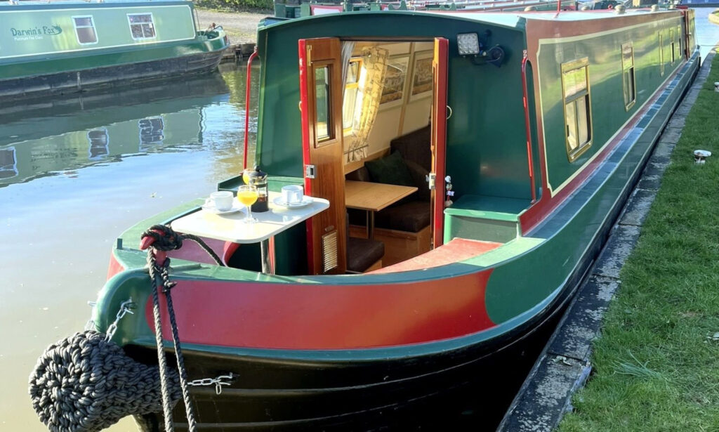 foxhound canal boat