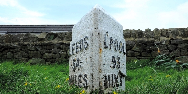 Leeds & Liverpool Canal Milestone