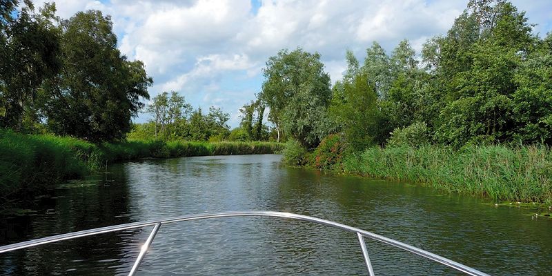 Cruising on the Southern Broads